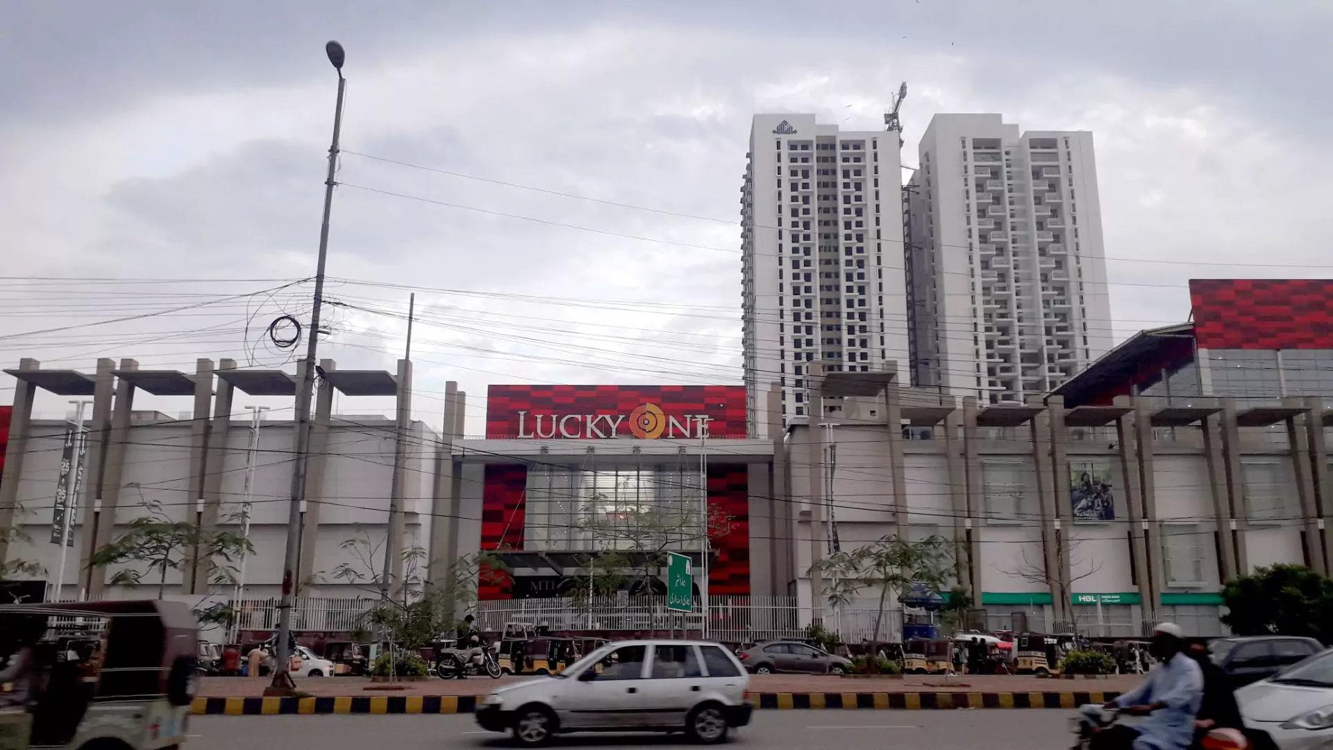 Lucky One Apartments Flats & Apartments For Sale For Rent