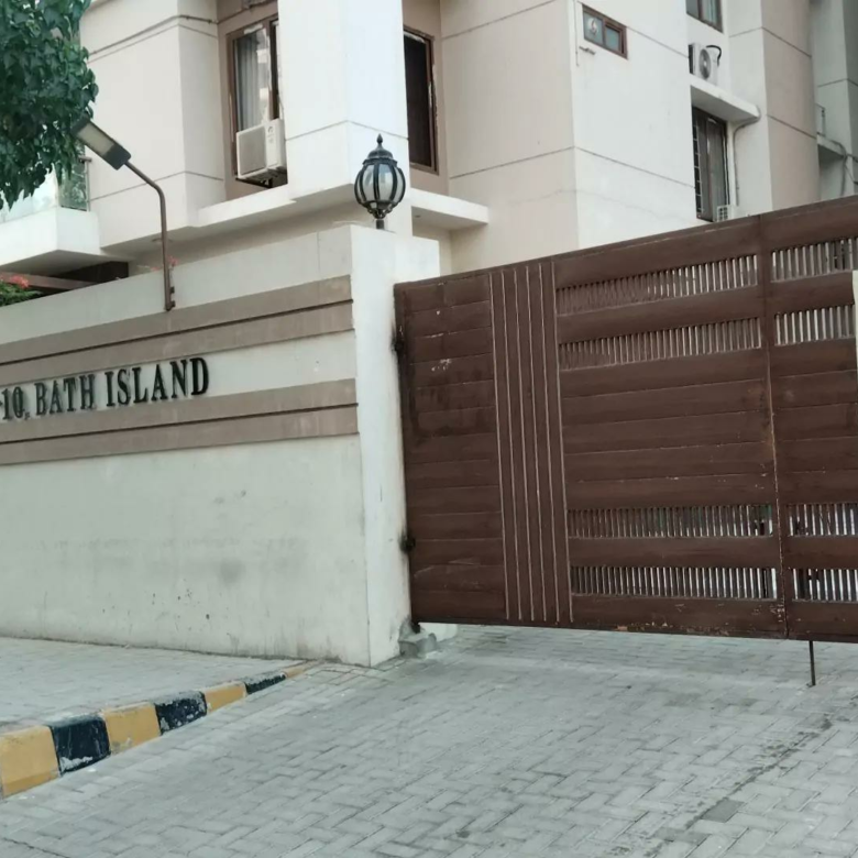 Luxury 4-Bed Apartment for Sale in Tricon Garden Bath Island