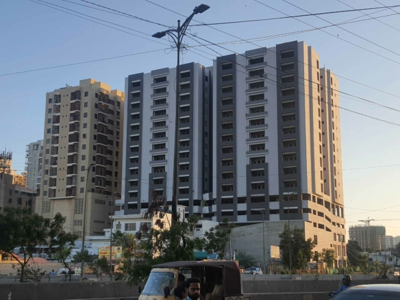 Luxurious 2 Bedroom Flat for Rent in Metro Central Plaza