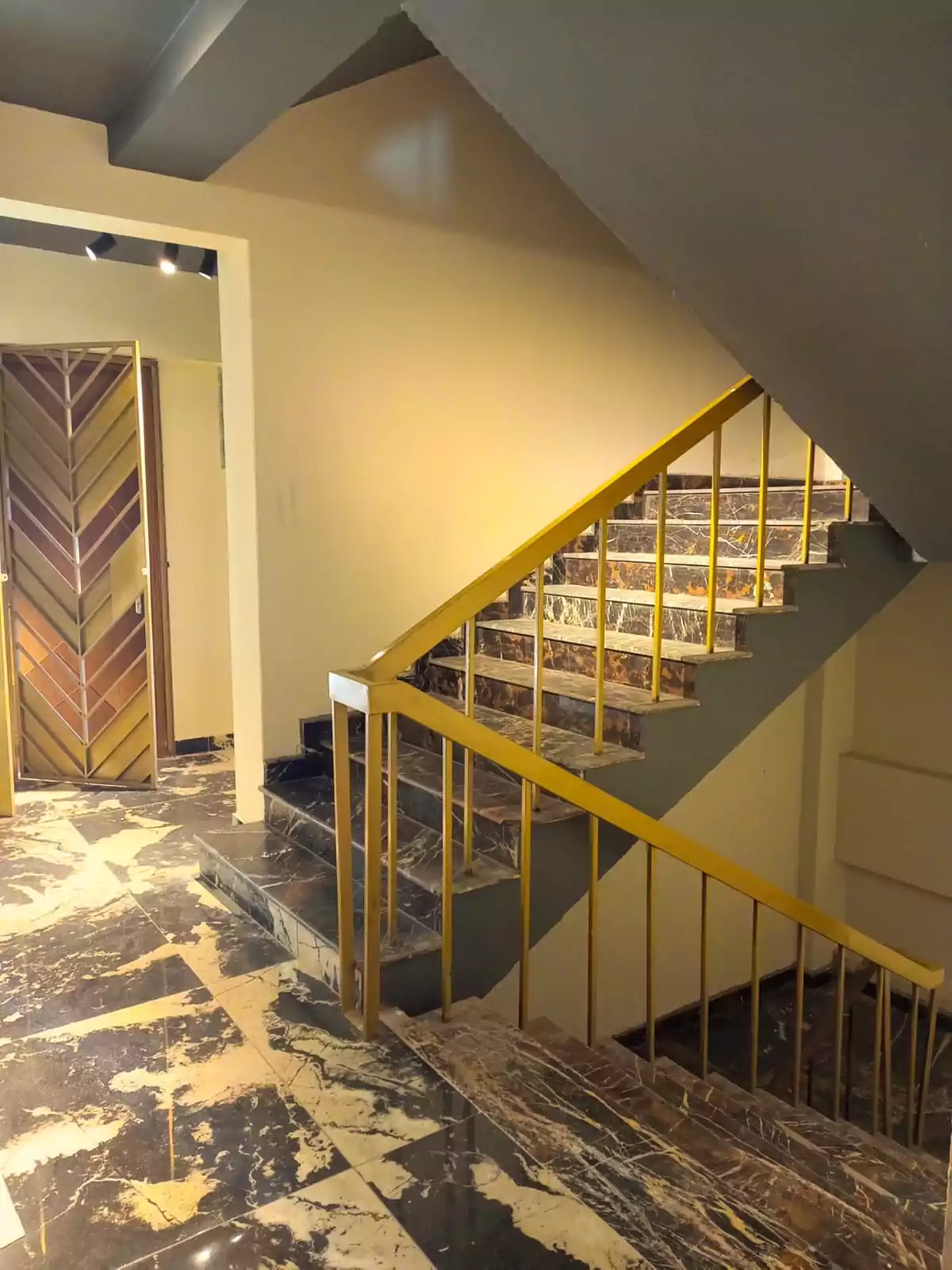 Clifton Marina Karachi 3 & 4 Bedroom Luxury Flats For Sale In Clifton Block 7 Near Boat Basin (3) Clifton Marina Karachi 3 & 4 Bedroom Luxury Flats For Sale In Clifton Block 7 Near Boat Basin (1)