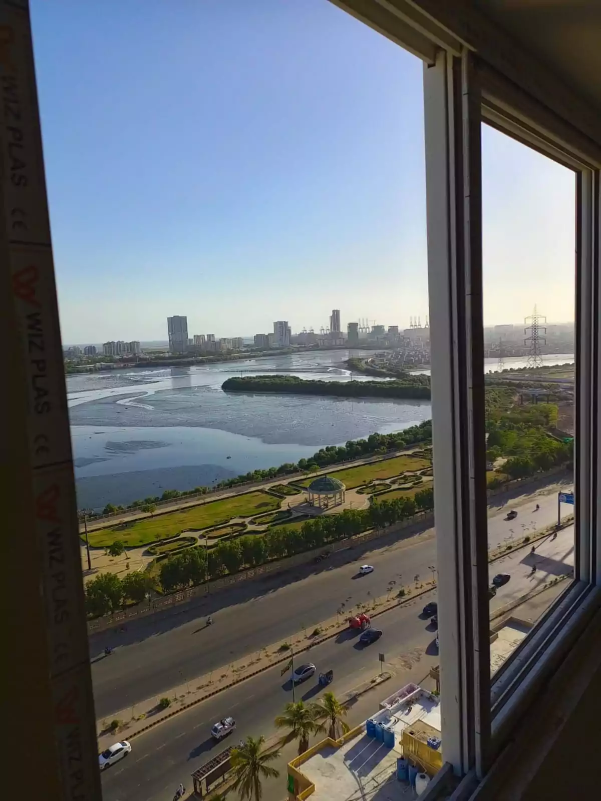 Clifton Marina Karachi 3 & 4 Bedroom Luxury Flats For Sale In Clifton Block 7 Near Boat Basin (6) Clifton Marina Karachi 3 & 4 Bedroom Luxury Flats For Sale In Clifton Block 7 Near Boat Basin (1)