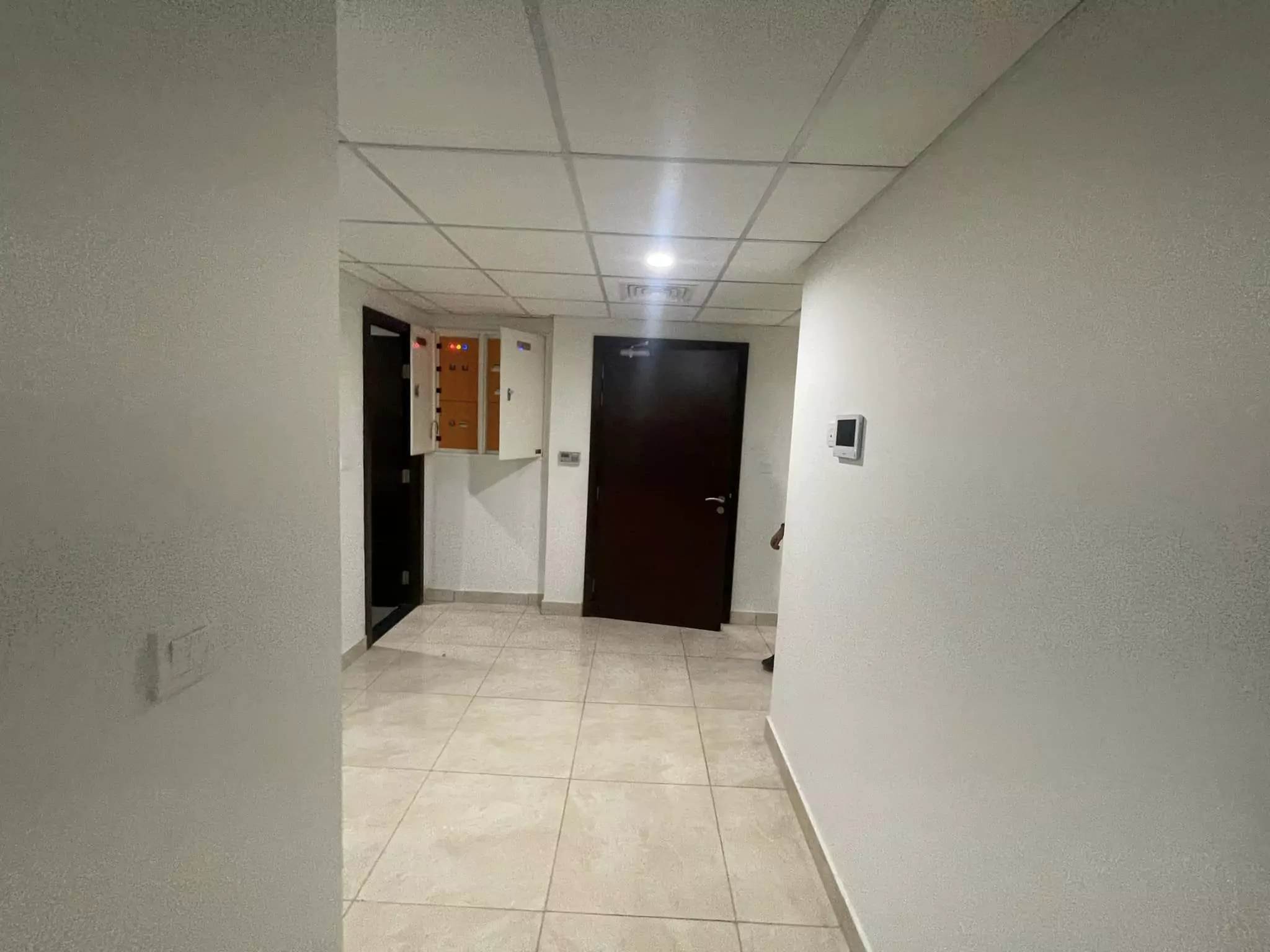 Luxury 3-Bedroom Sea View Apartment for Rent in Emaar Pearl DHA Phase 8 Karachi (14) Luxury 3-Bedroom Sea View Apartment for Rent in Emaar Pearl DHA Phase 8 Karachi