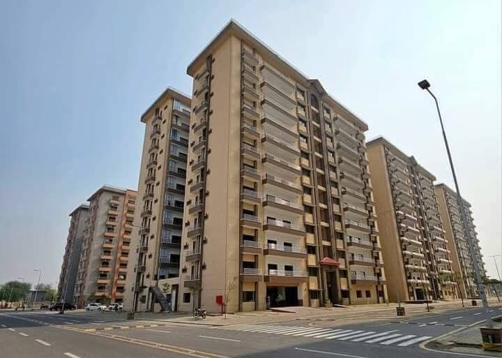 Luxurious 3-Bedrooms Flat for Rent in Askari 5 Karachi