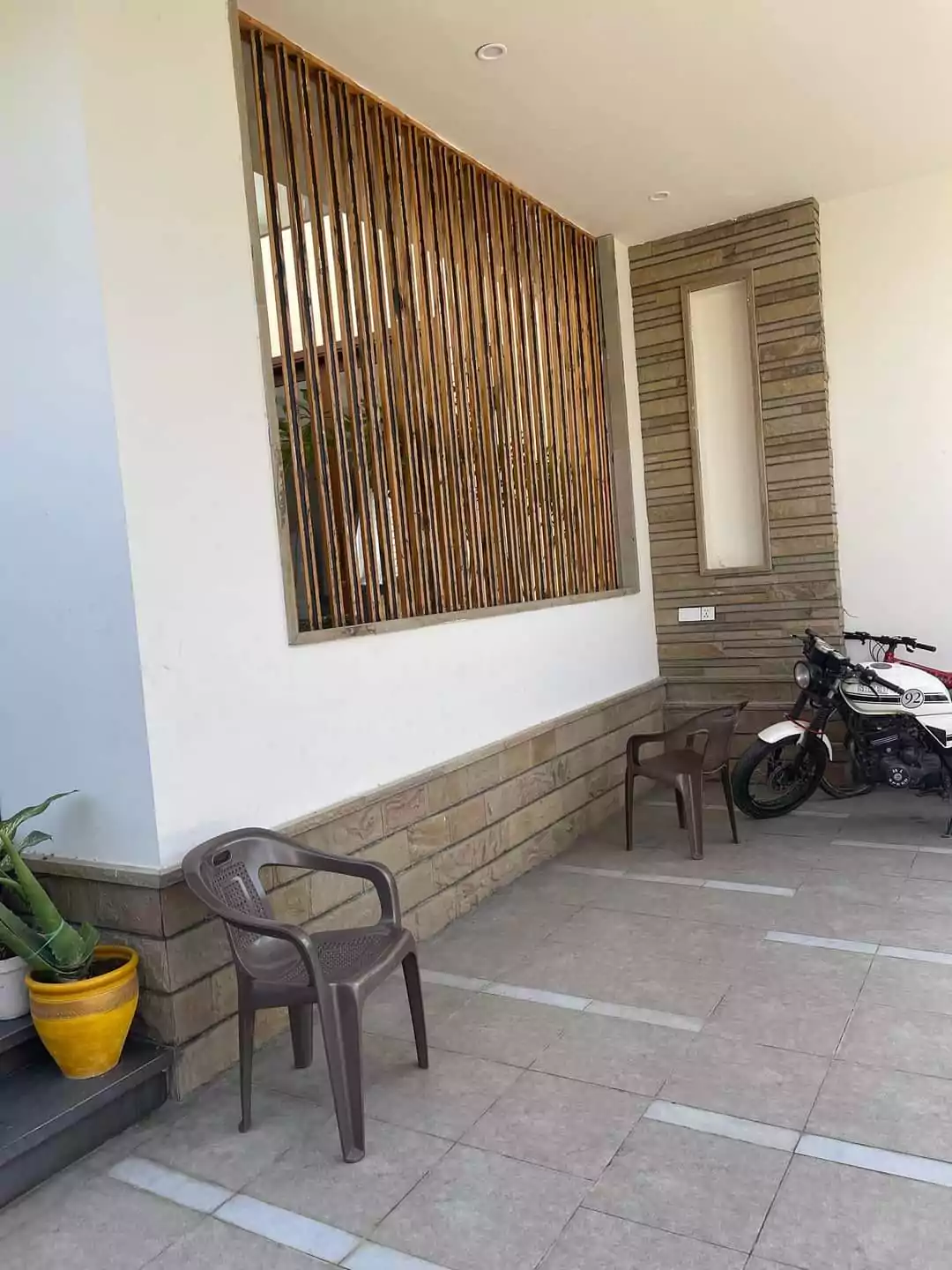 Luxurious 4 Bedroom Portion For Rent In DHA Phase 7 Karachi – Maxx Capitals (10) Luxurious 4 Bedroom Portion For Rent In DHA Phase 7 Karachi - Maxx Capitals