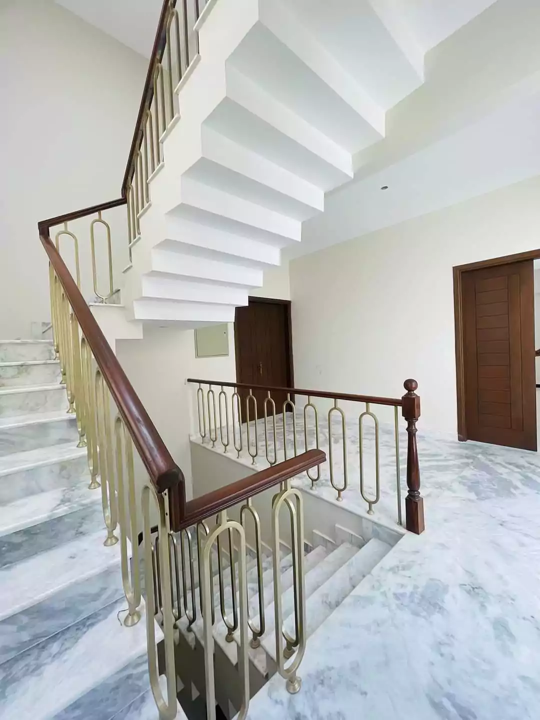 Luxurious 4 Bedroom Portion For Rent In DHA Phase 7 Karachi – Maxx Capitals (9) Luxurious 4 Bedroom Portion For Rent In DHA Phase 7 Karachi - Maxx Capitals